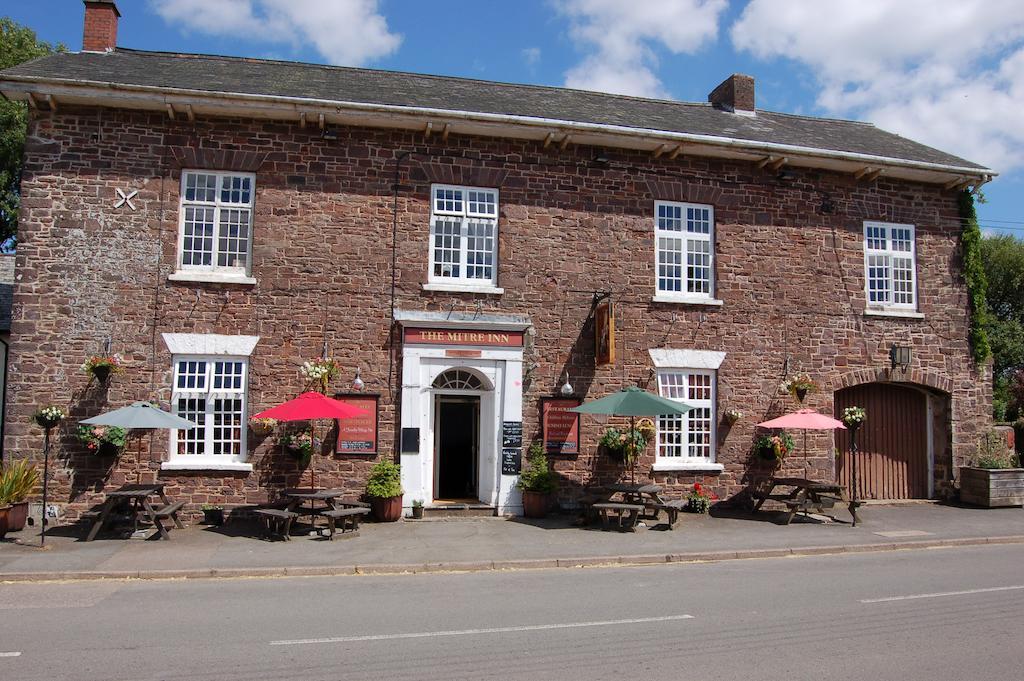 The Mitre Inn Witheridge Eksteriør bilde